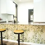 Elegante Laud1 - Nuevo/familia/wifi/tv