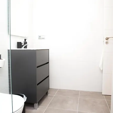 Apartamento Elegante Laud1 - Nuevo/familia/wifi/tv