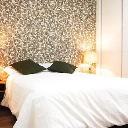 Elegante Laud1 - Nuevo/familia/wifi/tv Apartamento *