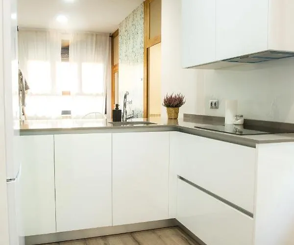 Elegante Laud1 - Nuevo/familia/wifi/tv Daire Valladolid