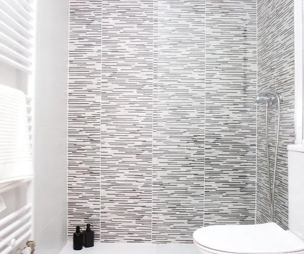 Elegante Laud1 - Nuevo/familia/wifi/tv *